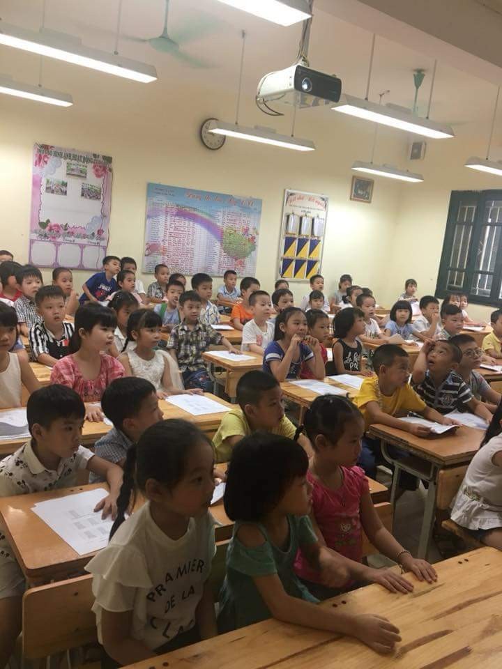 Học sinh tăng chóng mặt nhưng lớp học không 'giãn nở' ảnh 3