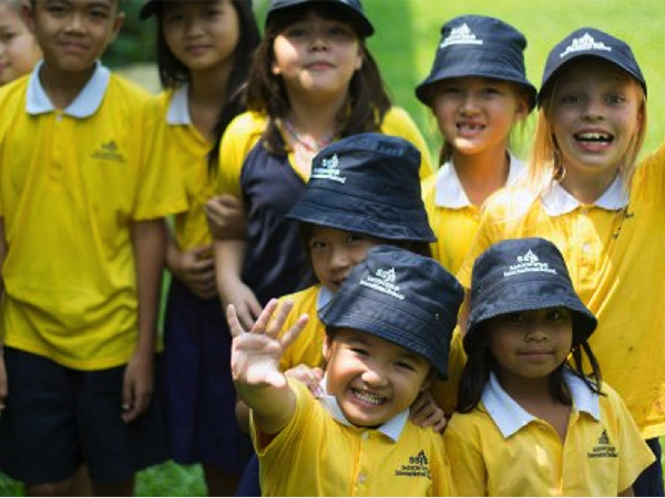 Xộc xệch đồng phục học sinh ảnh 2