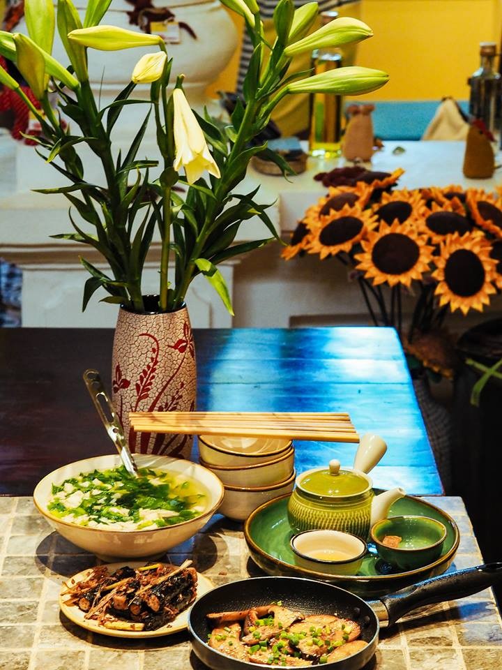 'Cuộc sống xanh' trong quán chay nhỏ đầy ắp lòng nhân ái ảnh 1