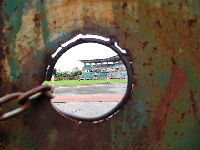 Công trình thể thao nghìn tỷ và bữa ăn 290 nghìn/ngày ảnh 2