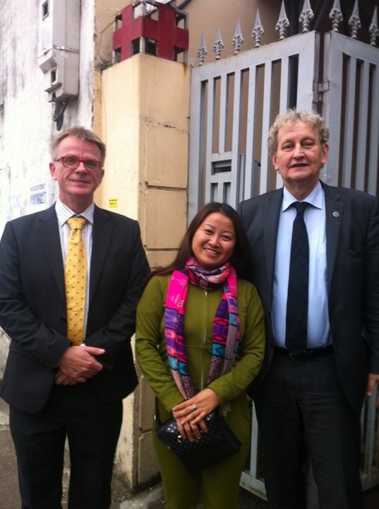 Sơn nữ không gục ngã trước 'án tử' ảnh 1