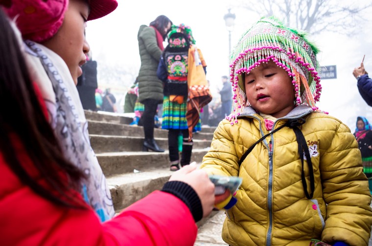 Mưu sinh trong giá rét ở Sa Pa ảnh 6