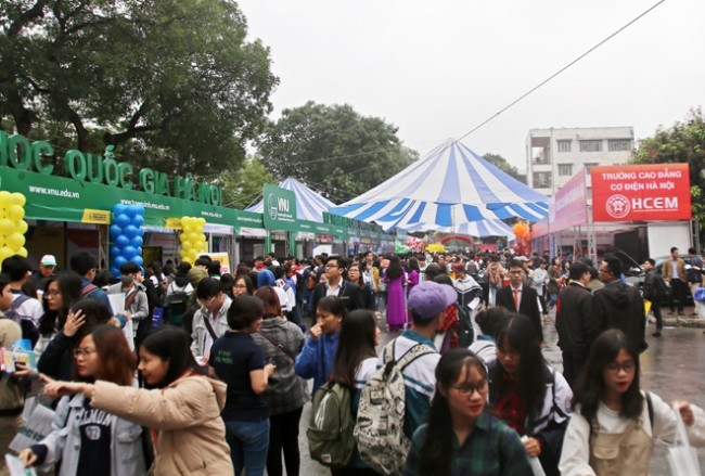 Nói ‘ngành giáo dục ngày càng bê bối’ là chưa đủ thông tin ảnh 1