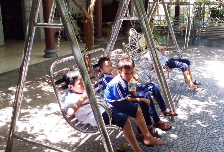 Mái nhà chung cho những mảnh đời bất hạnh ảnh 3