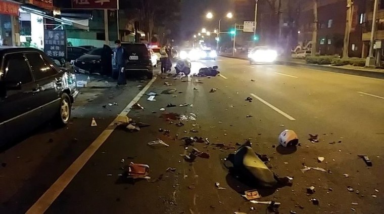 Rượu bia khi lái xe: Từ dọn dẹp nhà xác đến án tử hình ảnh 1