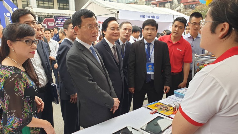 Chuyển hướng đào tạo đáp ứng nhu cầu nhân lực cách mạng 4.0 ảnh 1