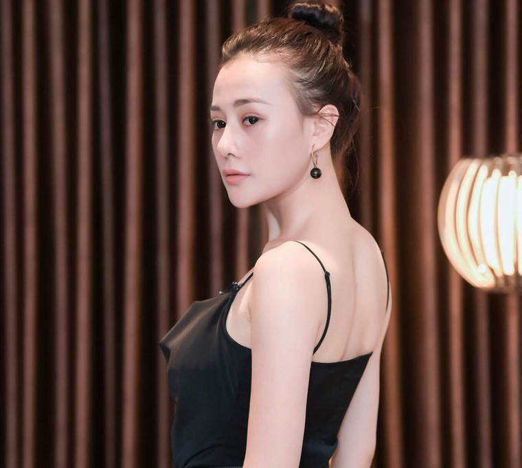 Muốn vào showbiz thì phải đẹp (!?) ảnh 4