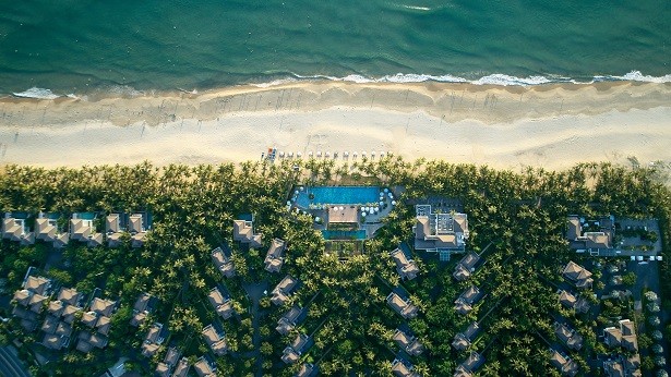 Những cái tên làm rạng rỡ du lịch Việt Nam ảnh 2