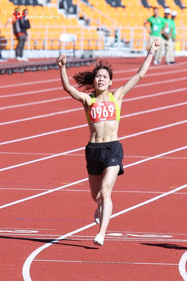 Hai cô gái Vàng điền kinh và chuyện mở mắt ra mới thấy... còn sống ảnh 1