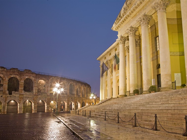 Thành phố lịch sử Verona ảnh 1