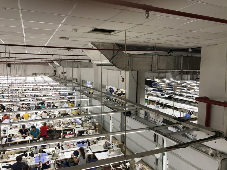 Nỗi lo thất nghiệp ảnh 1