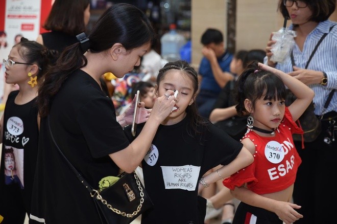 Những nụ hoa nở sớm ảnh 1