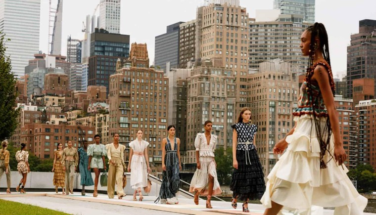 Cuộc sống sẽ như thế nào sau 'cơn bão' COVID-19? ảnh 4