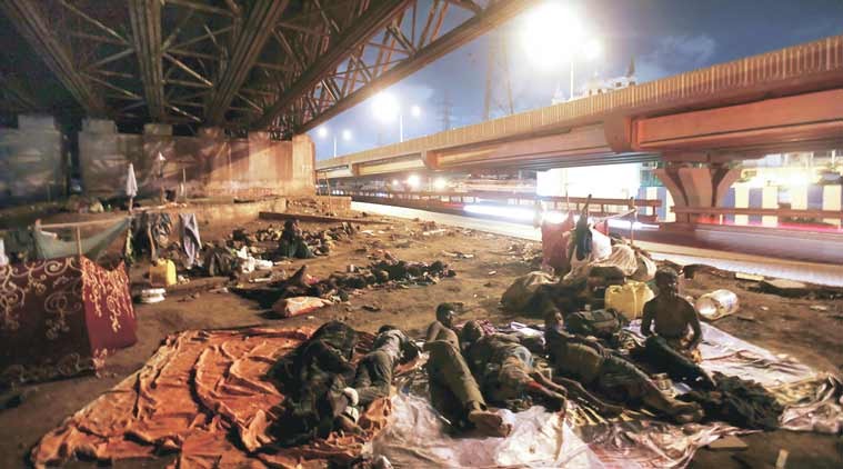 Cuộc sống bên lề đường ảnh 2