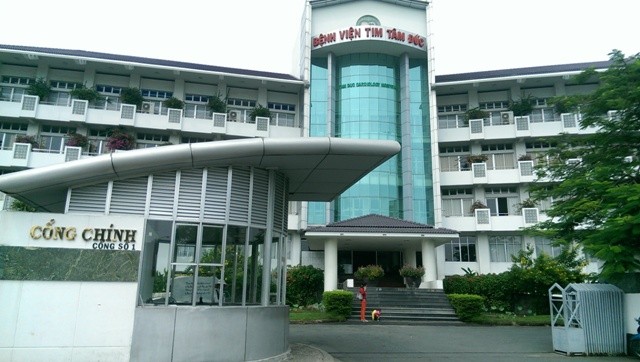 Ngắm những tòa nhà ở Việt Nam có sân đỗ trực thăng hiện đại ảnh 2