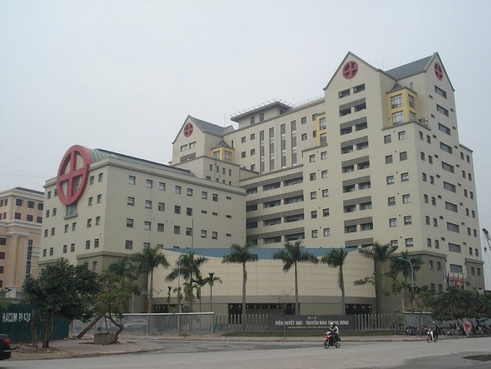 Ngắm những tòa nhà ở Việt Nam có sân đỗ trực thăng hiện đại ảnh 1