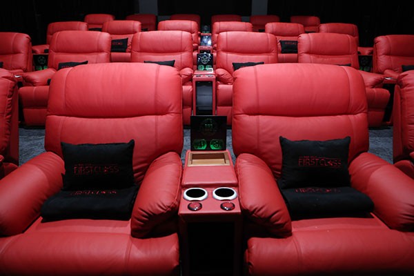 Vì sao Vincom Center Phạm Ngọc Thạch “siêu hot“? ảnh 4