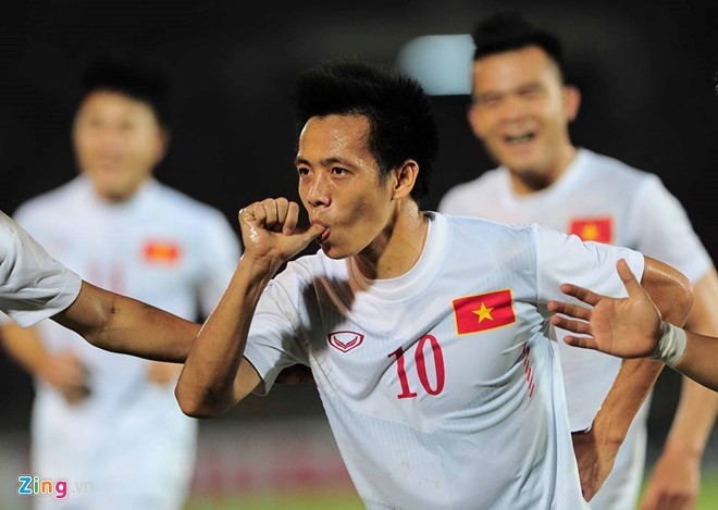 Hạ Myanmar 2-1, tuyển Việt Nam mang chiến thắng tặng thầy Hữu Thắng dịp 20/11 ảnh 2