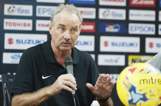 Đừng chê ông Riedl, hãy buồn cho bóng đá Việt Nam ảnh 1