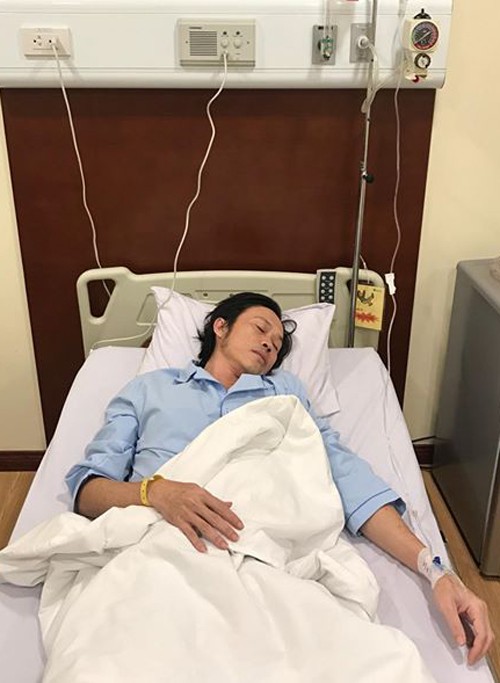 Hoài Linh nhập viện cấp cứu, hủy liveshow ảnh 1
