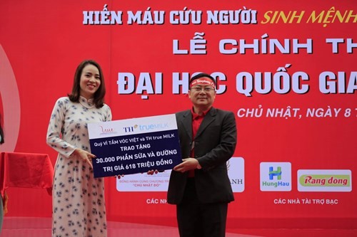 Tưng bừng Chủ nhật Đỏ khắp đất nước ảnh 5