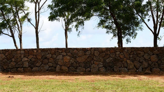 Ông chủ Facebook kiện dân Hawaii để thâu tóm đất đai ảnh 1