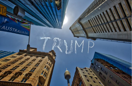 5 triệu người biểu tình phản đối Trump trên toàn thế giới ảnh 1