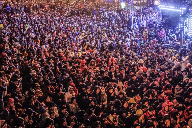 Hình ảnh độc đáo trong các lễ hội đầu Xuân ảnh 8