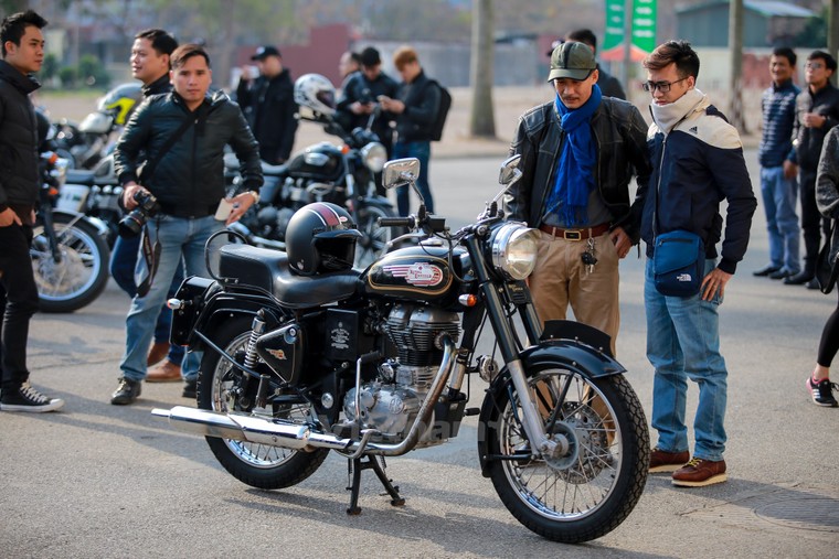 Dàn xe phân khối lớn diễu hành trước đêm nhạc tưởng nhớ Trần Lập ảnh 2