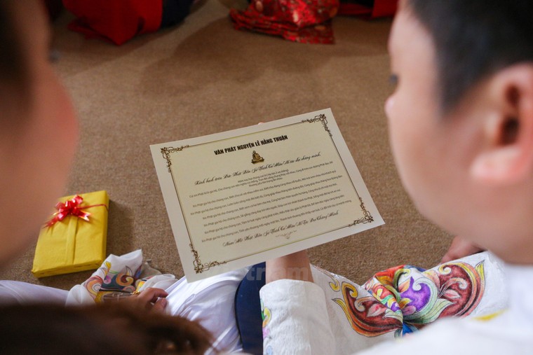 14 cặp đôi tại Hà Nội tổ chức lễ cưới tập thể nơi cửa Phật ảnh 9