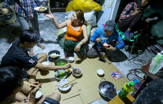 Cuộc sống của chị ve chai sau hai năm nhận 5 triệu yen ảnh 9