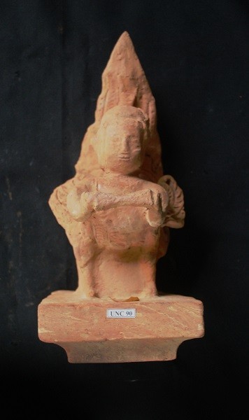 Bảo tàng tổng hợp Bình Định nhận nhiều cổ vật quý ảnh 1