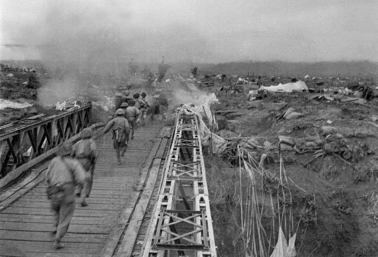 Nhìn lại Chiến thắng Điện Biên Phủ qua những bức ảnh ảnh 5