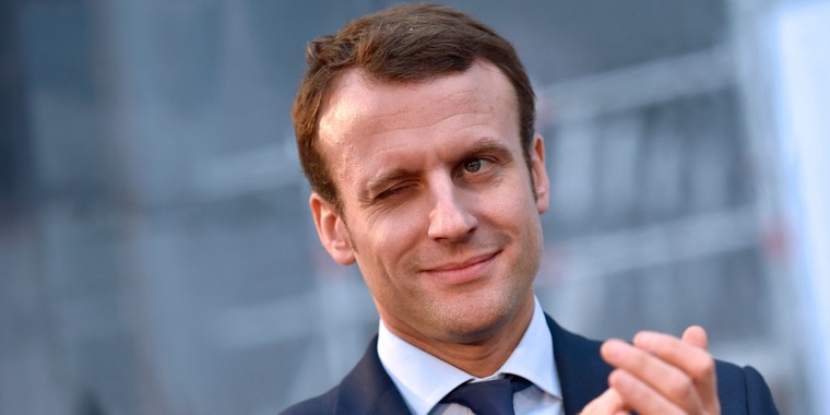 Emmanuel Macron và phép thử với Nền Cộng hòa thứ Năm ảnh 1