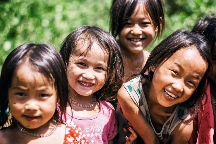 Những nụ cười trẻ thơ nơi địa đầu Tổ quốc ảnh 5