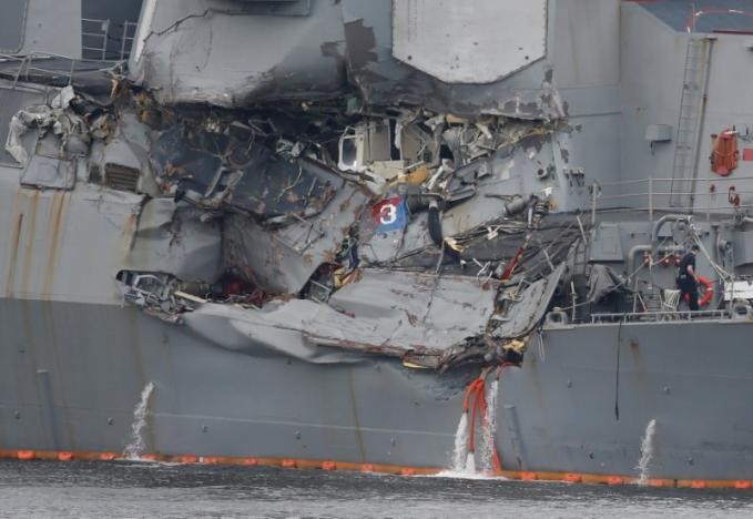 Tàu chiến Mỹ va chạm tàu hàng Philippines: 7 thủy thủ đã thiệt mạng ảnh 1