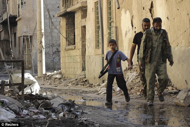 "Khuôn mặt xấu xí" của chiến tranh ảnh 7