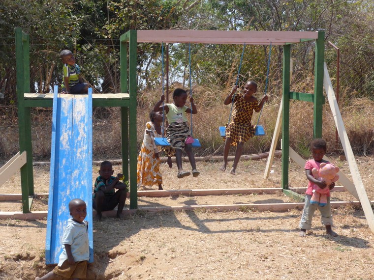 Những đứa trẻ “mang án tử” ảnh 8