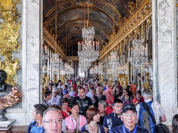 Các điểm du lịch nổi tiếng trên ảnh khác ngoài đời thực như thế nào? ảnh 16