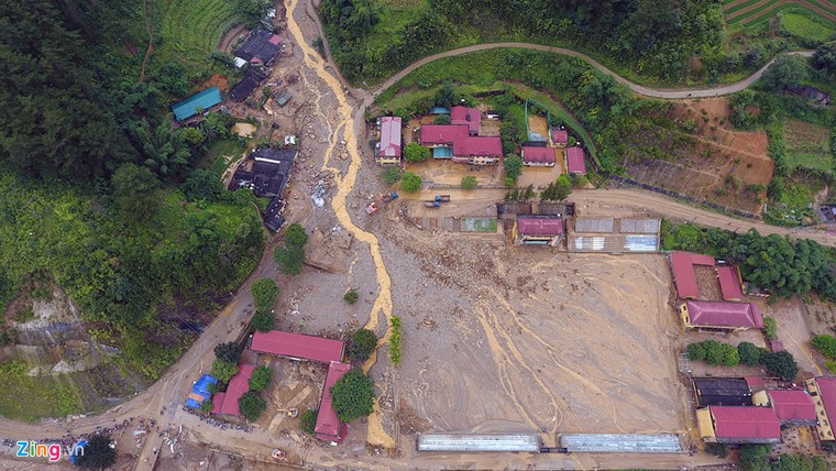 Cảnh tiêu điều ở rốn lũ Mù Cang Chải ảnh 5