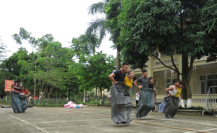 Nạn nhân chất độc da cam/dioxin vui hát ảnh 9