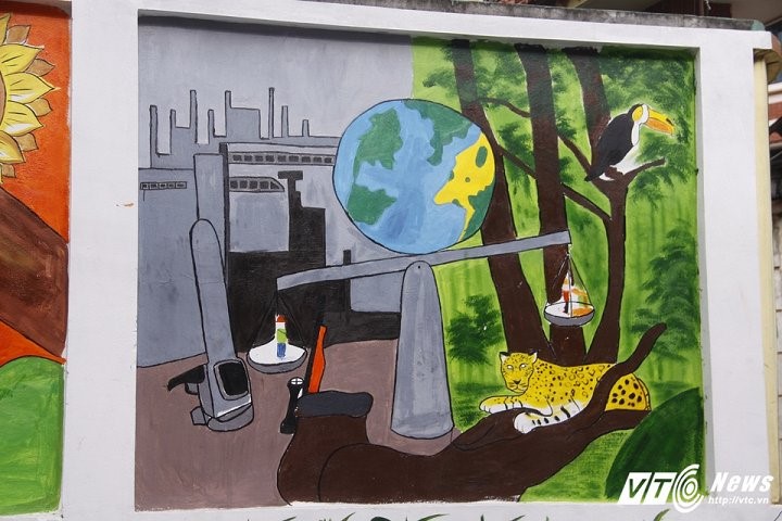 Con đường bích họa thứ hai Việt Nam "bừng sáng" ở Đan Phượng, Hà Nội ảnh 8