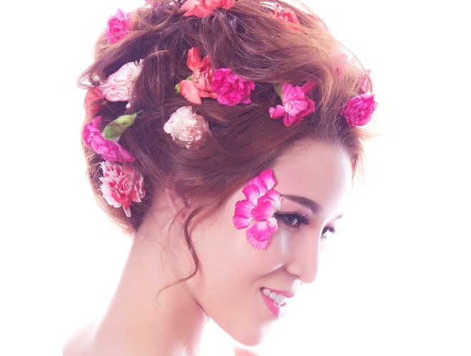 Cận cảnh nhan sắc hoa khôi bán dâm nghìn đô vừa bị bắt giữ ảnh 2