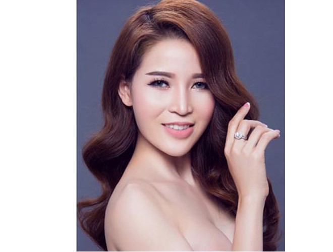 Cận cảnh nhan sắc hoa khôi bán dâm nghìn đô vừa bị bắt giữ ảnh 7