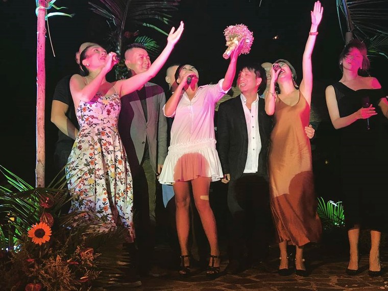 Mỹ Tâm, Hari Won dự đám cưới của đạo diễn Nguyễn Tranh ở Vũng Tàu ảnh 7