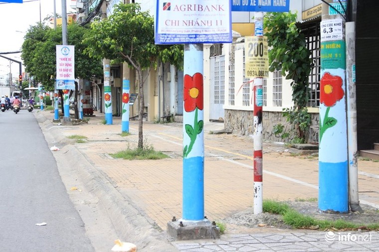 Cột điện "nở hoa" ở TP.HCM: Người khen cũng lắm, kẻ chê cũng nhiều ảnh 1