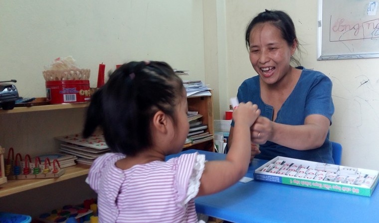 Chuyện cô kể không màu hồng ảnh 1