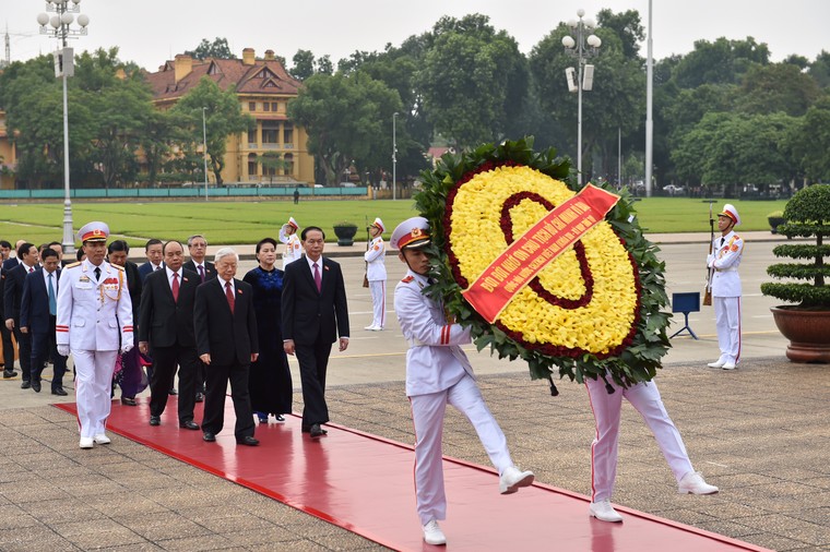 Sáng nay khai mạc kỳ họp thứ 4, Quốc hội khóa XIV ảnh 1