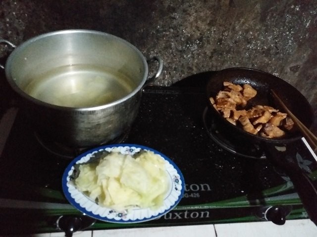 Hà Nội: Người phụ nữ 29 tuổi đẻ sòn sòn 8 con sau 12 năm kết hôn ảnh 3