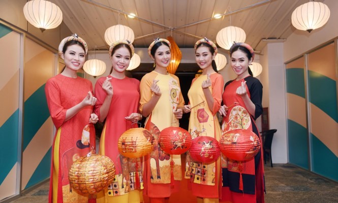 Ngọc Hân cùng dàn người đẹp diễn áo dài tại tiệc chào mừng APEC ảnh 4